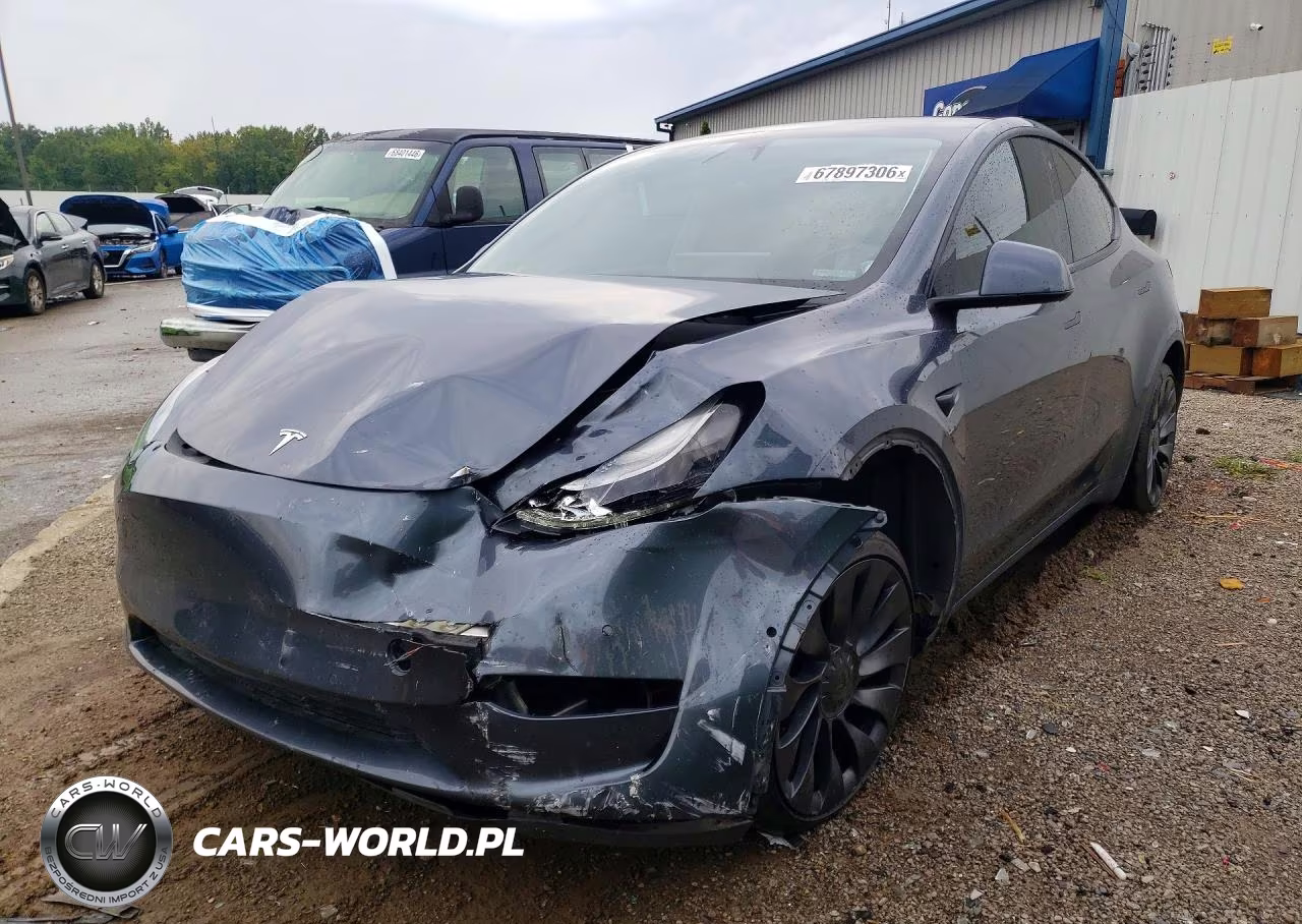 2022 Tesla Model Y VIN:7SAYGDEF2NF462400 - 1