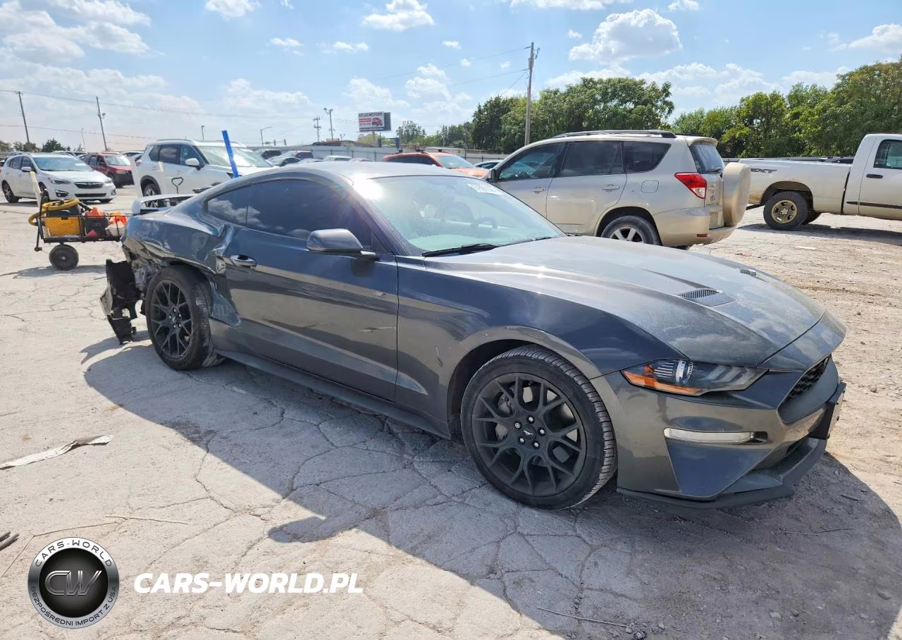 2018 Ford Mustang VIN:1FA6P8TH4J5122750 - 4