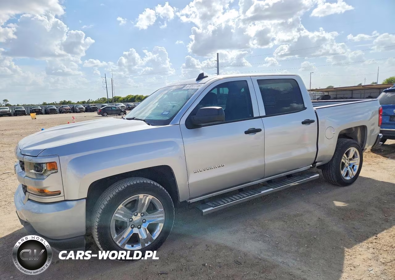 2018 Chevrolet Silverado C1500 Custom – zdjęcie 1 z 12