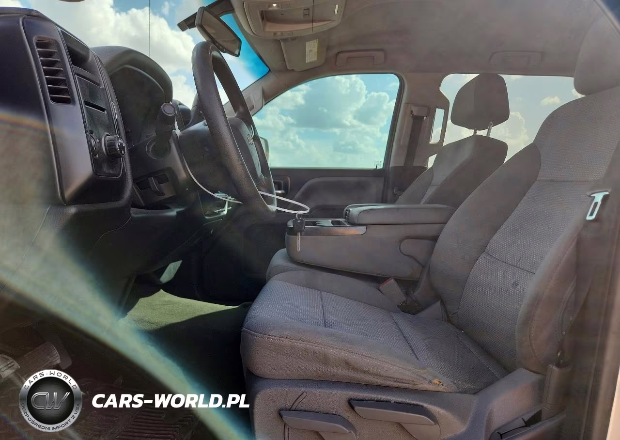 2018 Chevrolet Silverado C1500 Custom VIN:3GCPCPEC7JG158818 - 7
