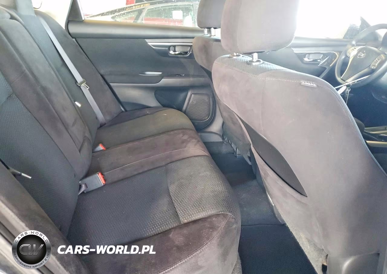 2014 Nissan Altima 2.5 S VIN:1N4AL3AP6EN359037 - 10