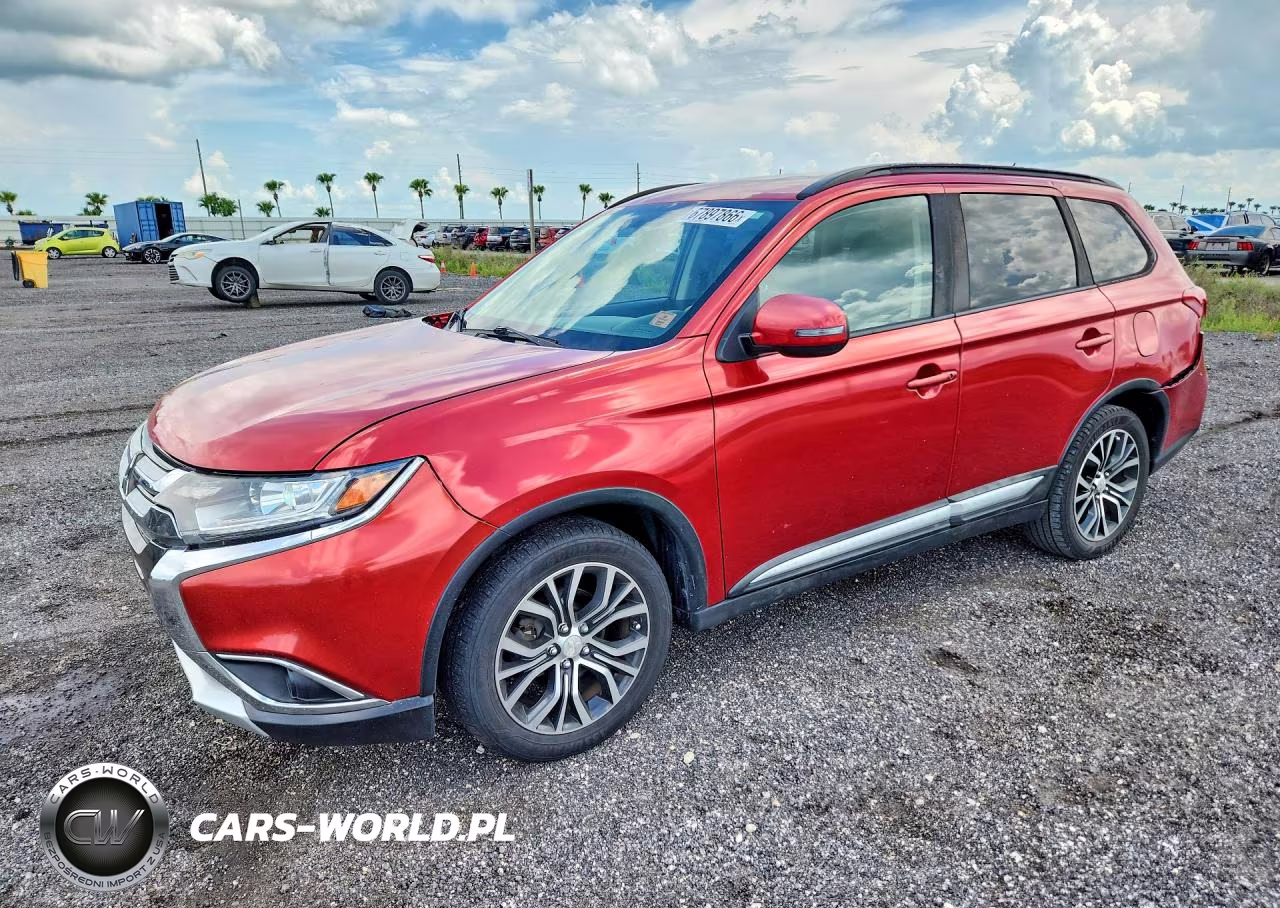 2016 Mitsubishi Outlander Se – zdjęcie 1 z 13