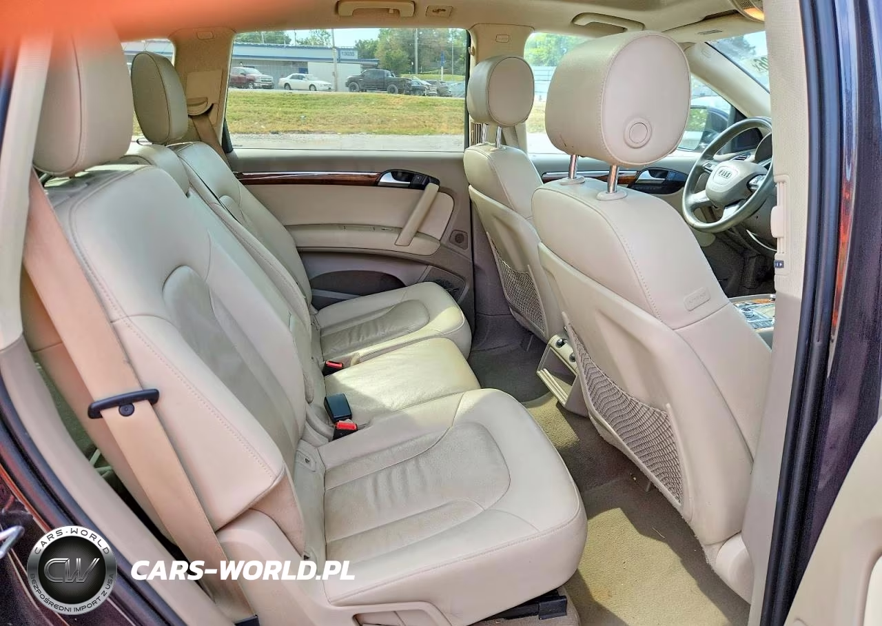 2014 Audi Q7 Premium Plus VIN:WA1LGAFE7ED000816 - 11