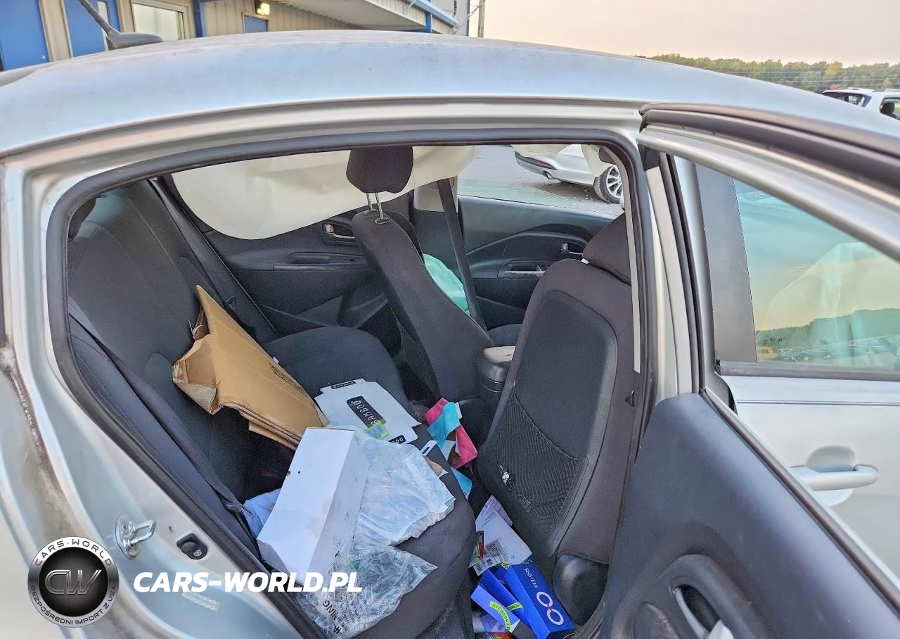 2015 Kia Rio Sx VIN:KNADN4A31F6422056 - 10