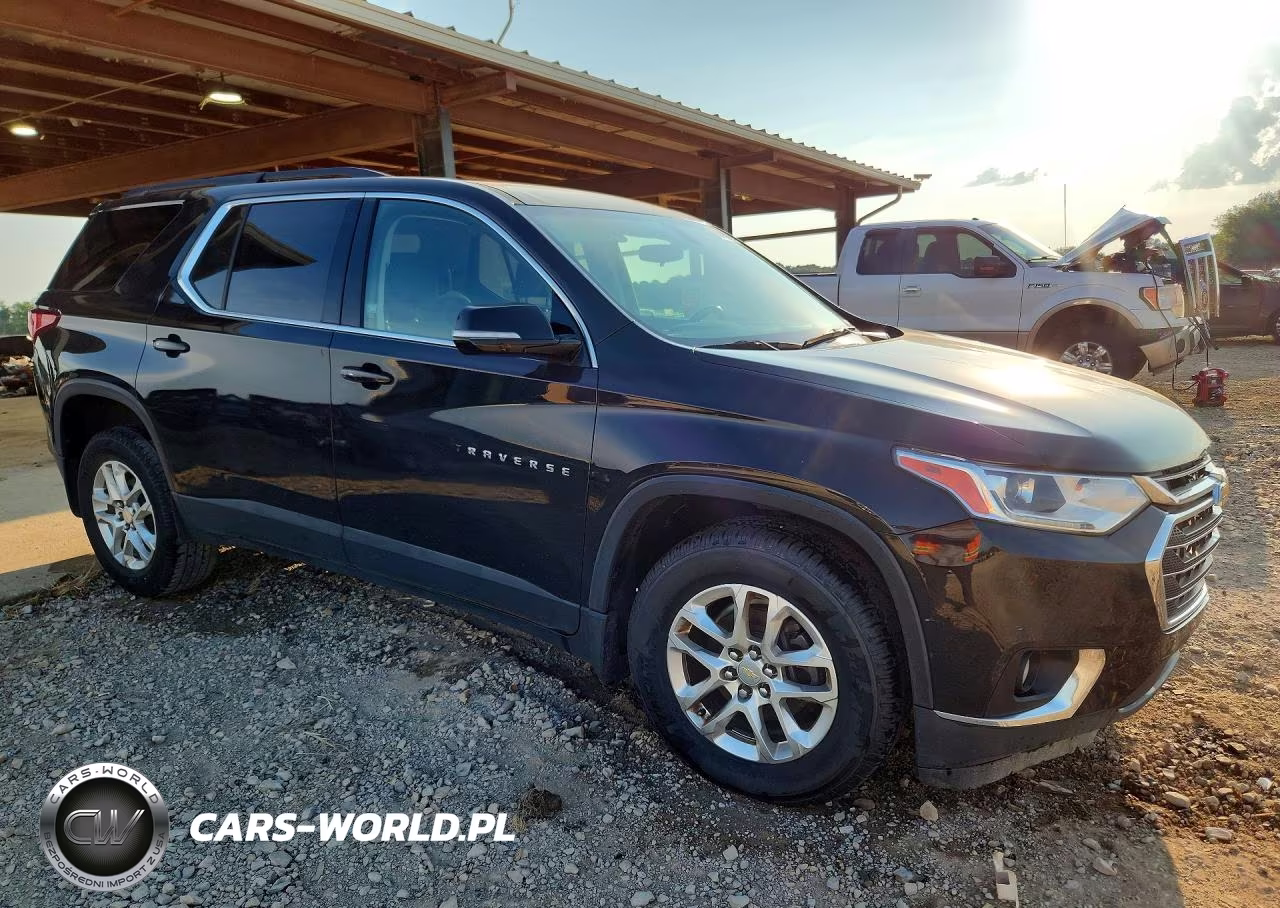 2019 Chevrolet Traverse Lt VIN:1GNERGKW3KJ319452 - 4
