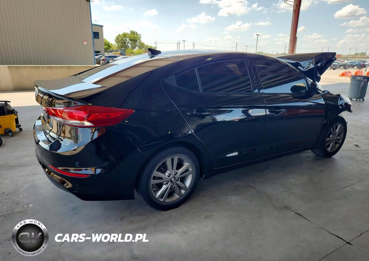2018 Hyundai Elantra Sel VIN:5NPD84LF7JH233993 - 3