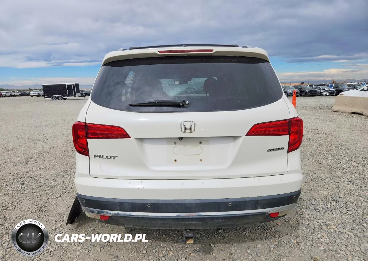 2018 Honda Pilot Touring VIN:5FNYF5H99JB017691 - 6