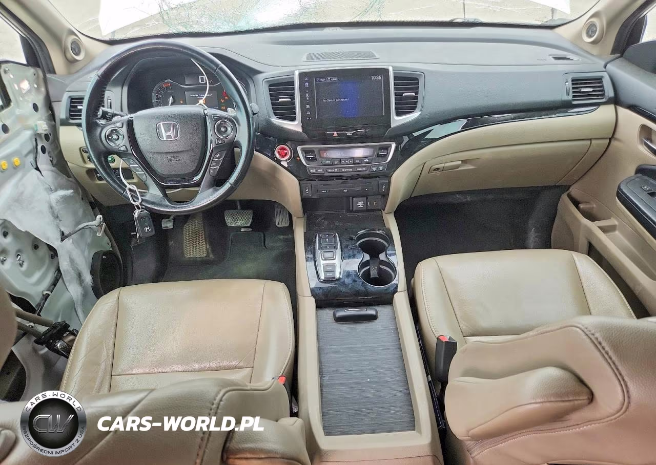 2018 Honda Pilot Touring VIN:5FNYF5H99JB017691 - 8