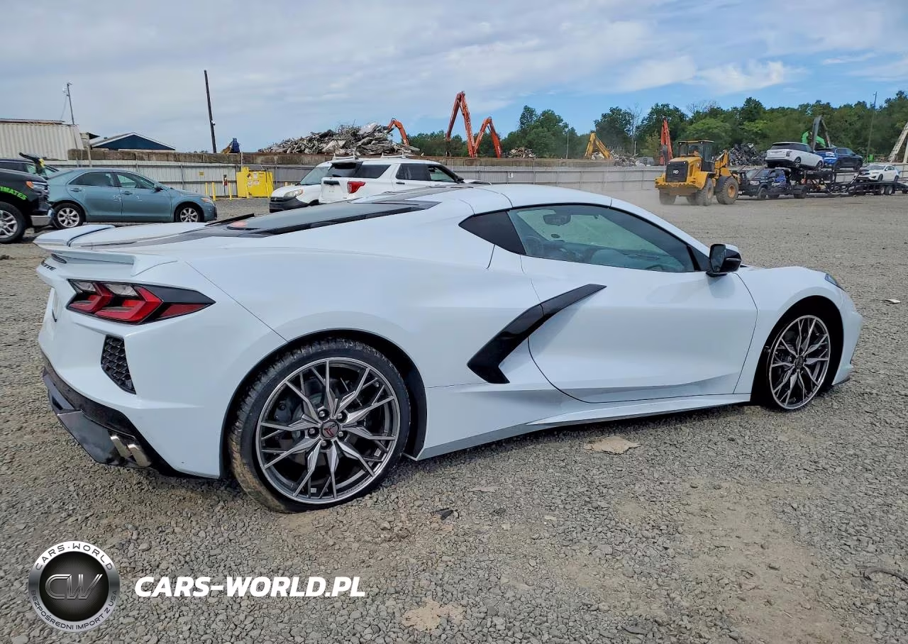 2024 Chevrolet Corvette Stingray 2Lt VIN:1G1YB2D4XR5117938 - 3
