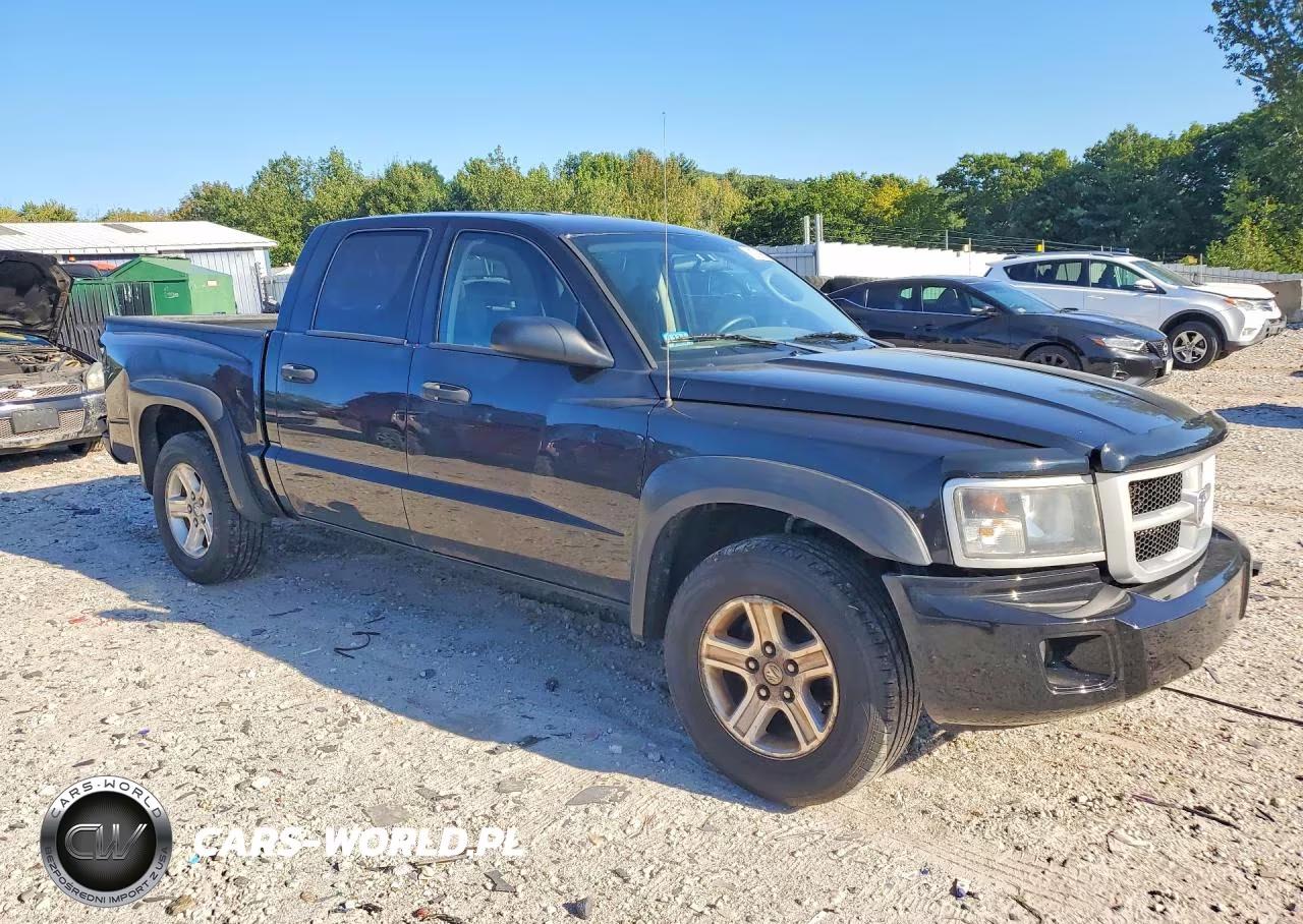 2010 Dodge Dakota Sxt VIN:1D7CW3GK4AS228292 - 4