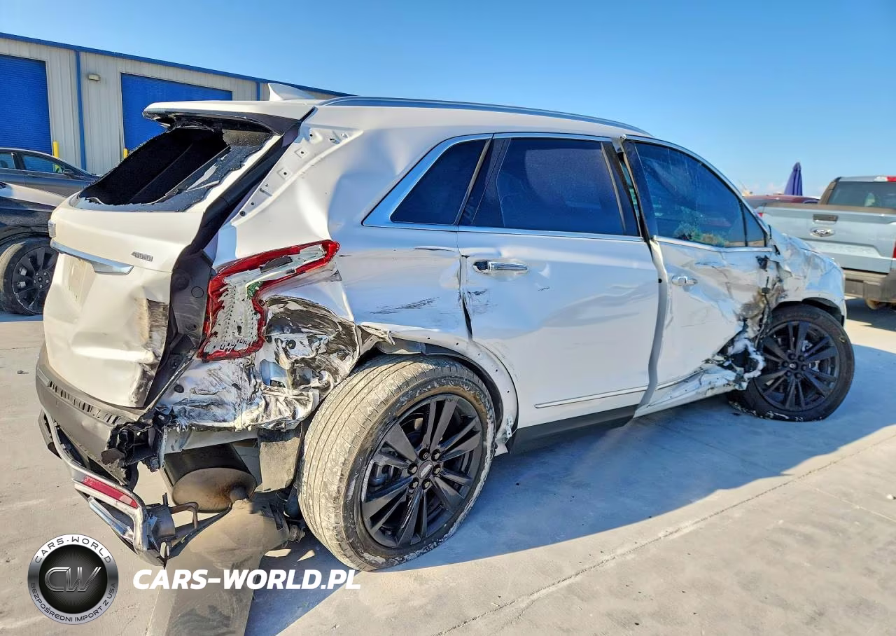 2024 Cadillac Xt5 Premium Luxury VIN:1GYKNCRS3RZ706608 - 3
