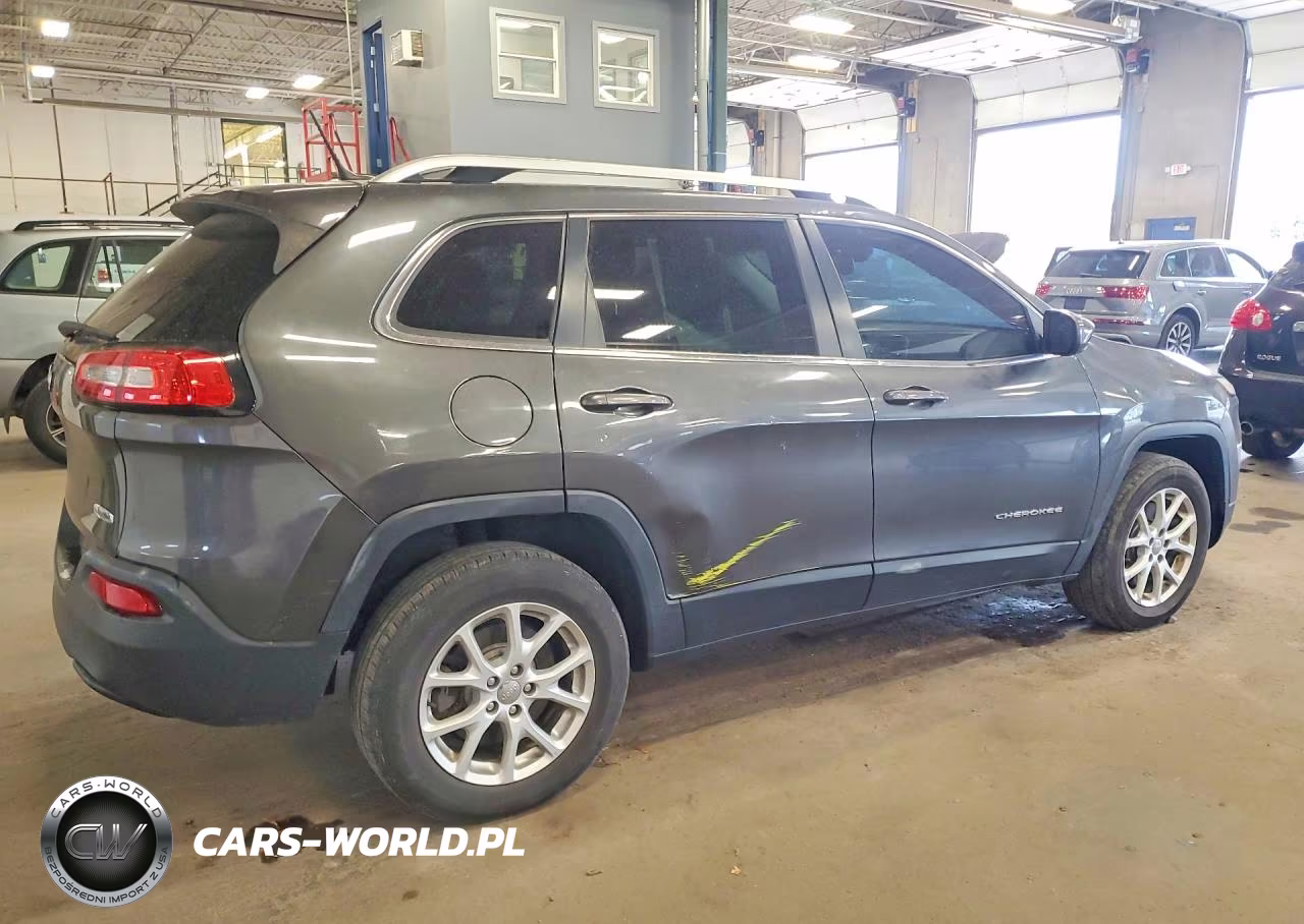 2014 Jeep Cherokee Latitude VIN:1C4PJMCB5EW286996 - 3