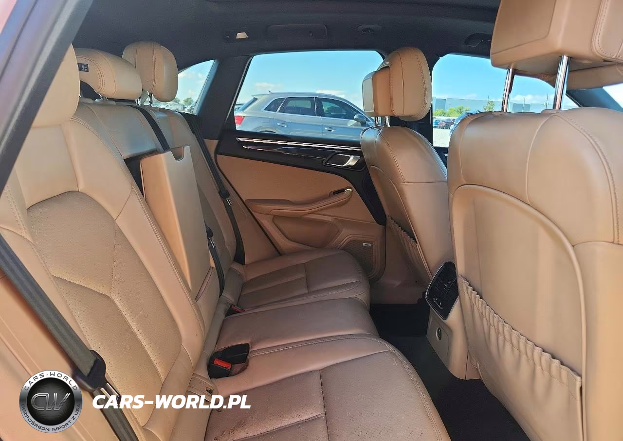2020 Porsche Macan VIN:WP1AA2A58LLB05670 - 11