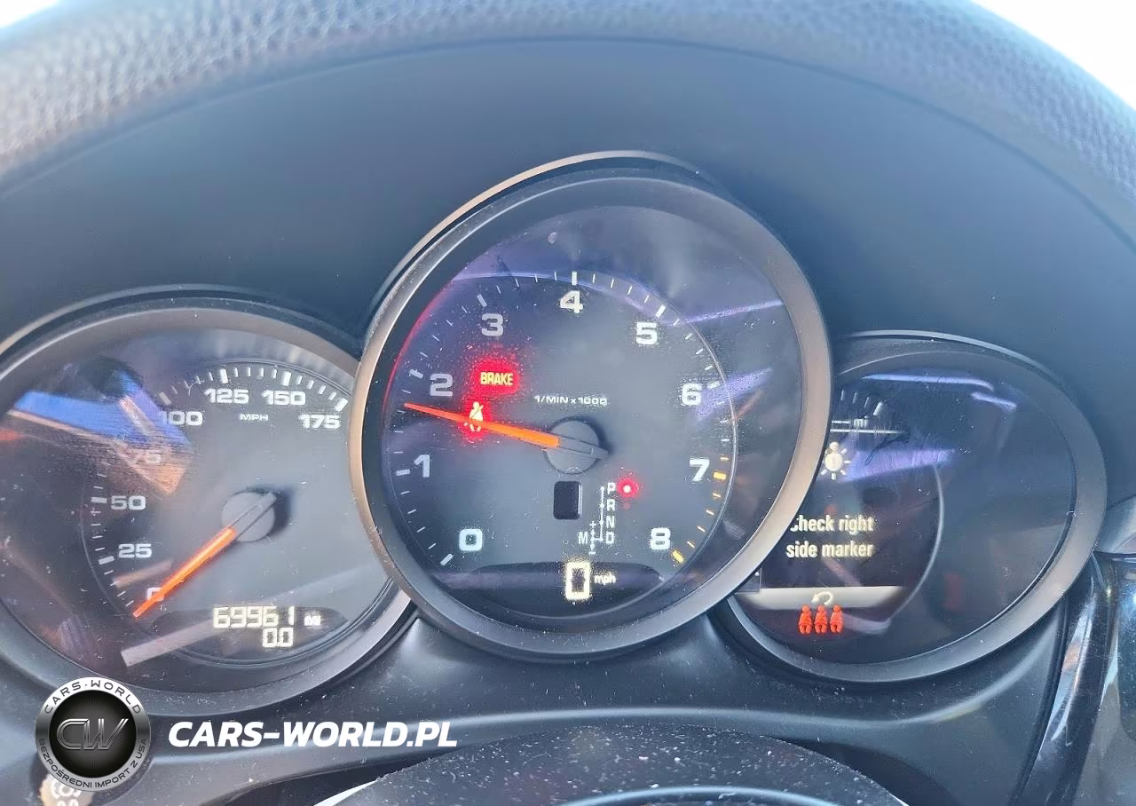 2020 Porsche Macan VIN:WP1AA2A58LLB05670 - 9