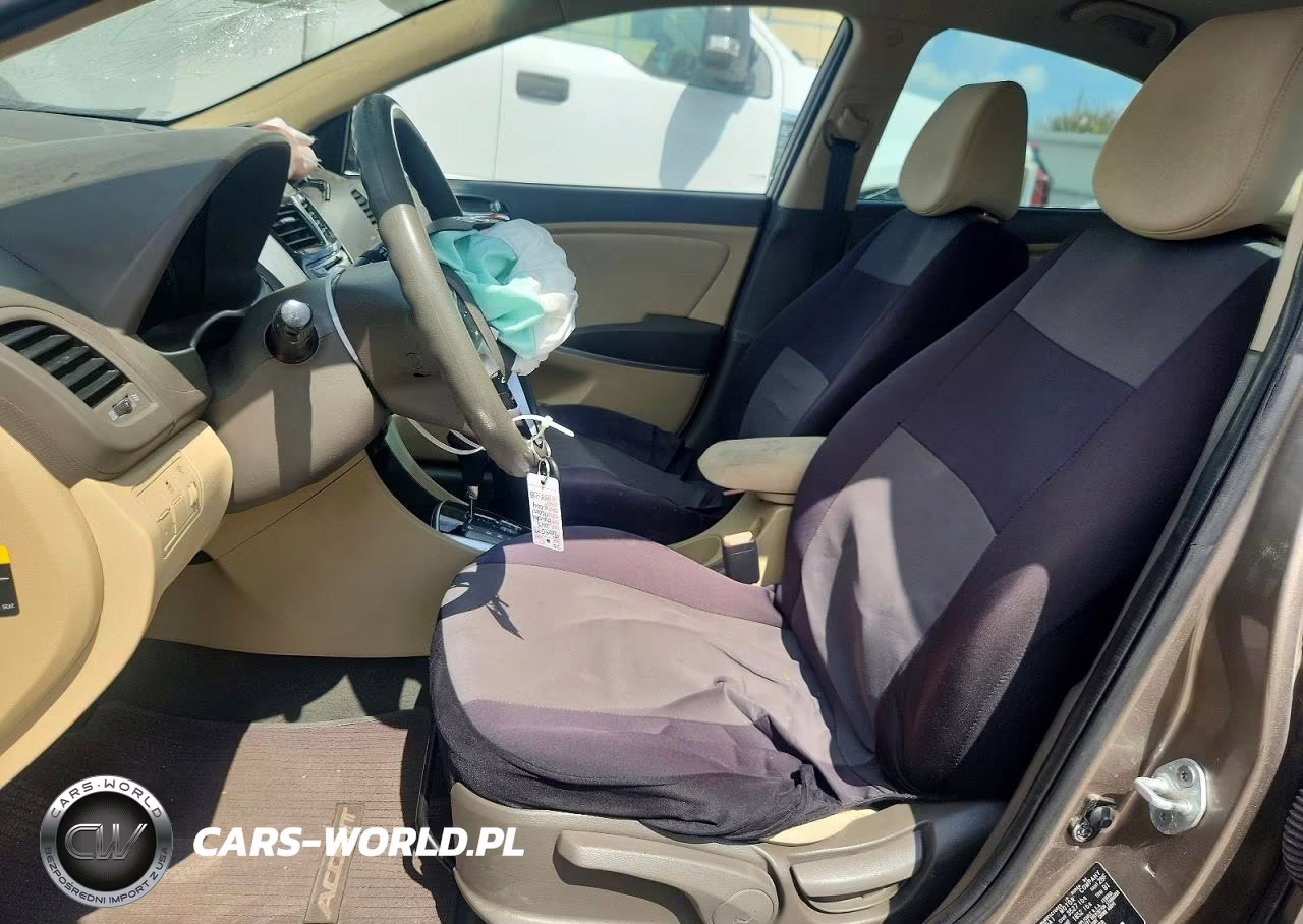 2013 Hyundai Accent Gls VIN:KMHCU4AE6DU455478 - 7