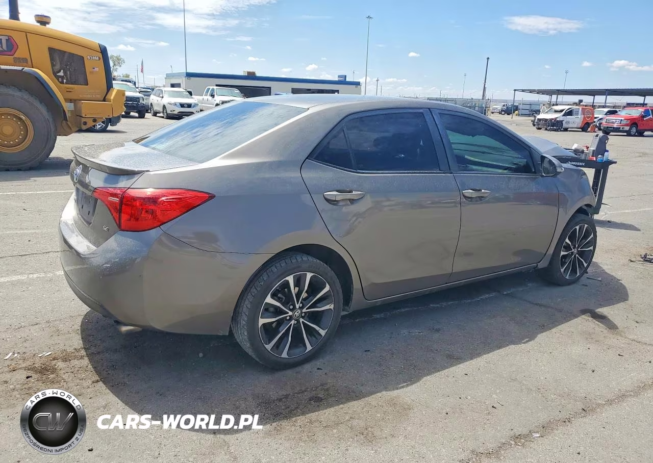 2019 Toyota Corolla Se VIN:5YFBURHE1KP884069 - 3