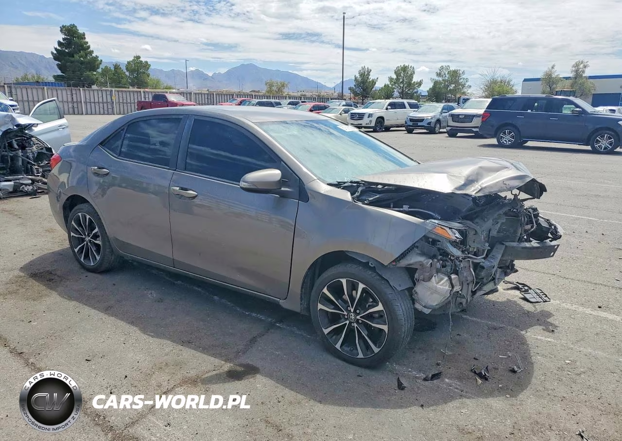 2019 Toyota Corolla Se VIN:5YFBURHE1KP884069 - 4