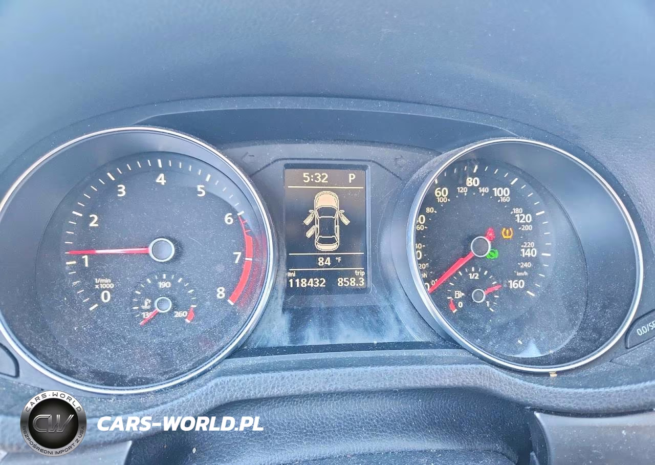2018 Volkswagen Passat S VIN:1VWAA7A37JC001761 - 9