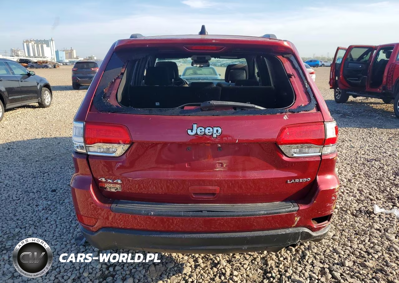 2015 Jeep Grand Cherokee Laredo VIN:1C4RJFAG5FC822397 - 6