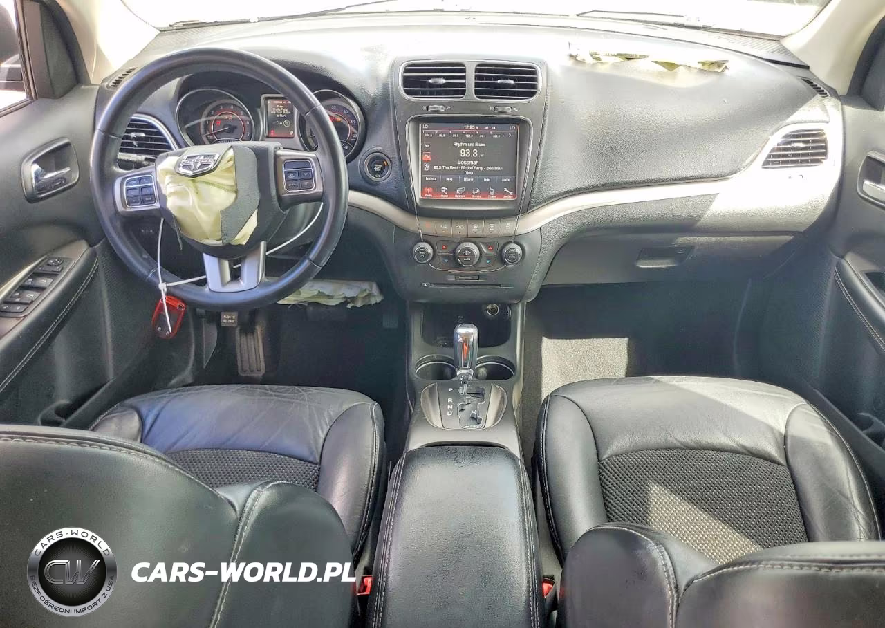2019 Dodge Journey Crossroad VIN:3C4PDCGG9KT680431 - 8