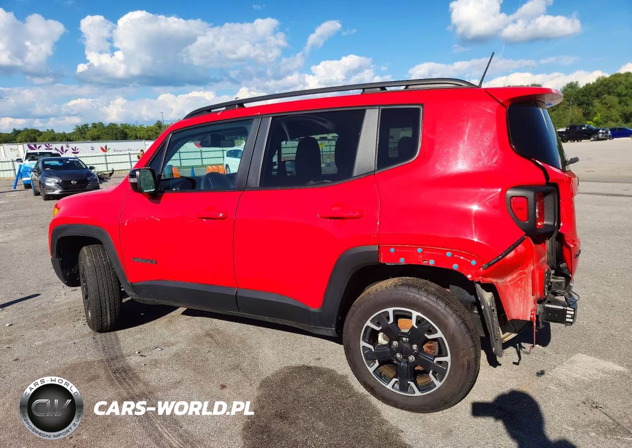 2023 Jeep Renegade Latitude VIN:ZACNJDB19PPP72336 - 2