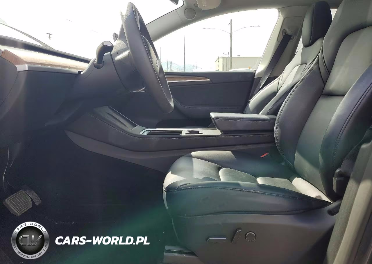 2023 Tesla Model Y VIN:7SAYGDED6PF960505 - 7