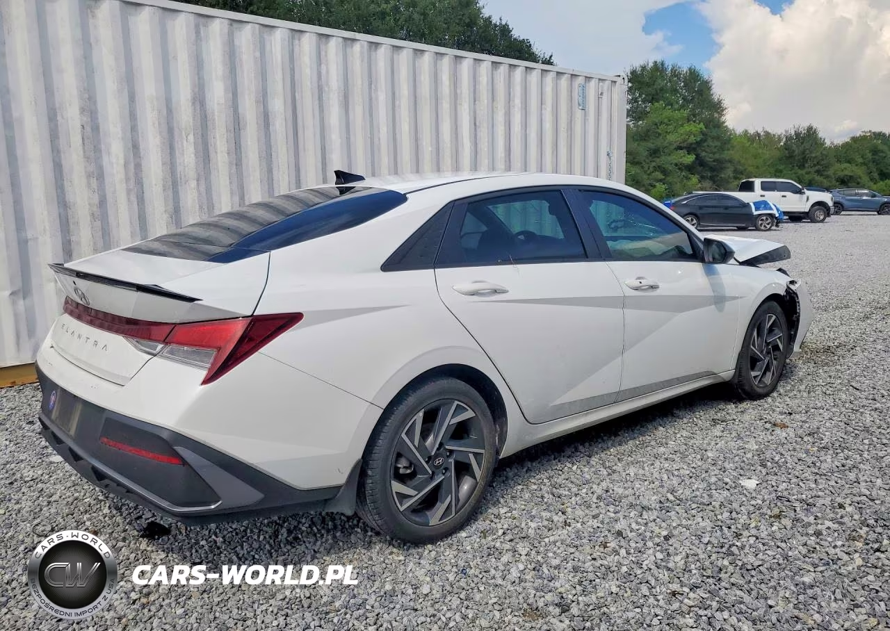 2025 Hyundai Elantra Sel Sport VIN:KMHLM4DG0SU070086 - 3