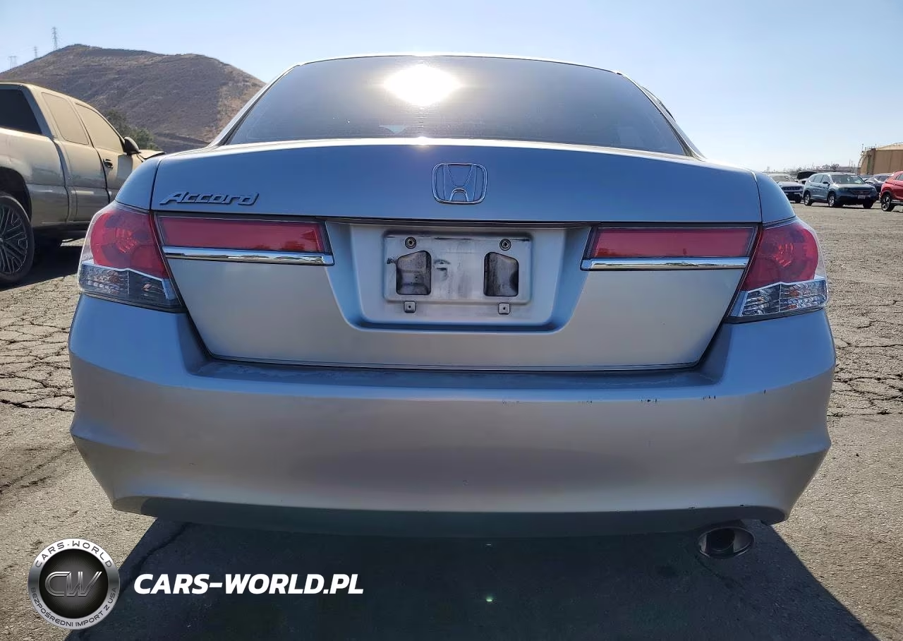 2011 Honda Accord Lx VIN:1HGCP2F3XBA013679 - 6