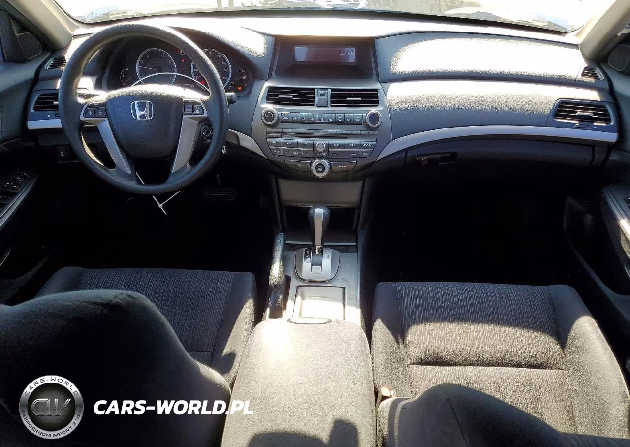 2011 Honda Accord Lx VIN:1HGCP2F3XBA013679 - 8