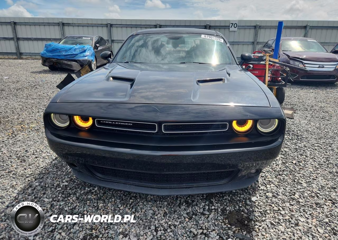 2015 Dodge Challenger Sxt Plus VIN:2C3CDZBG2FH775330 - 5
