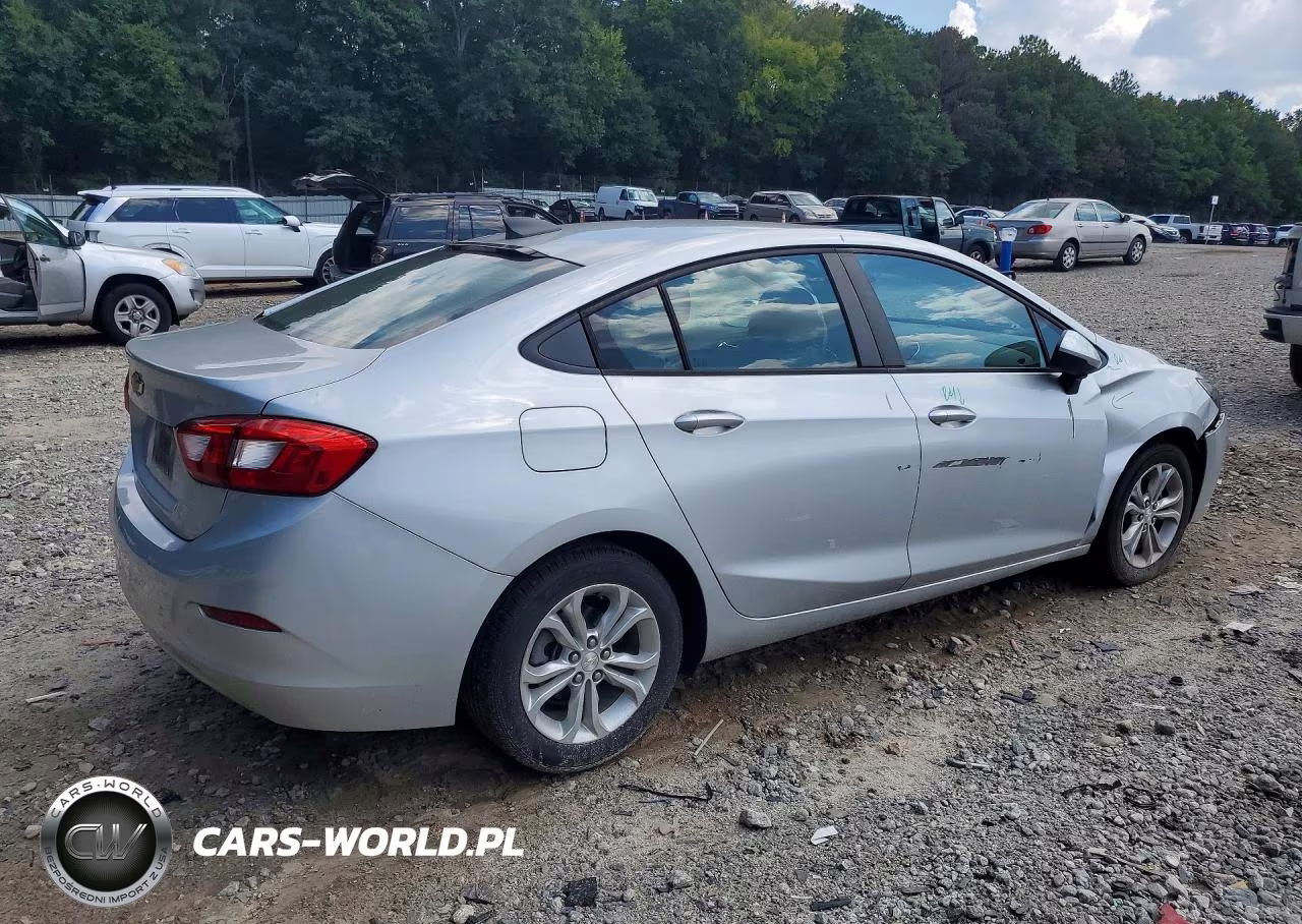 2019 Chevrolet Cruze Ls VIN:1G1BC5SM1K7151722 - 3