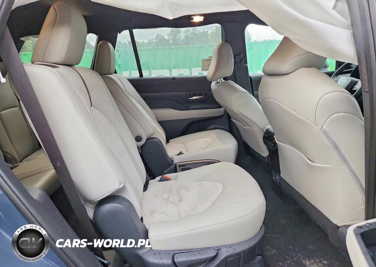 2026 Toyota Grand Highlander Limited VIN:5TDADAB5XTS028199 - 11