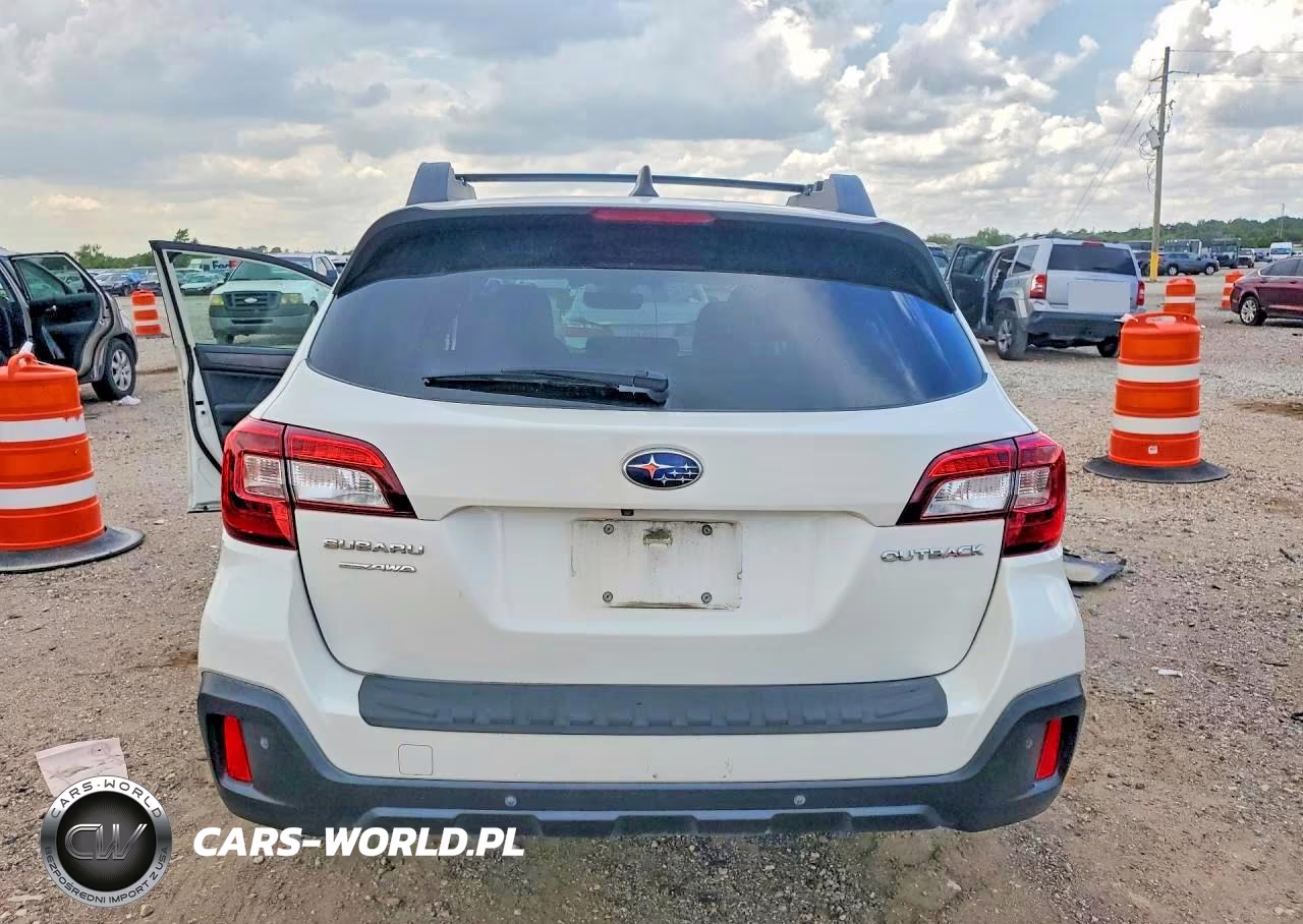 2018 Subaru Outback 2.5I Limited VIN:4S4BSANC7J3352600 - 6