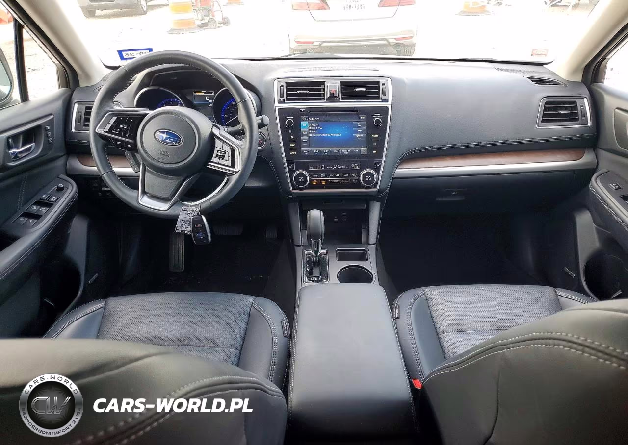 2018 Subaru Outback 2.5I Limited VIN:4S4BSANC7J3352600 - 8