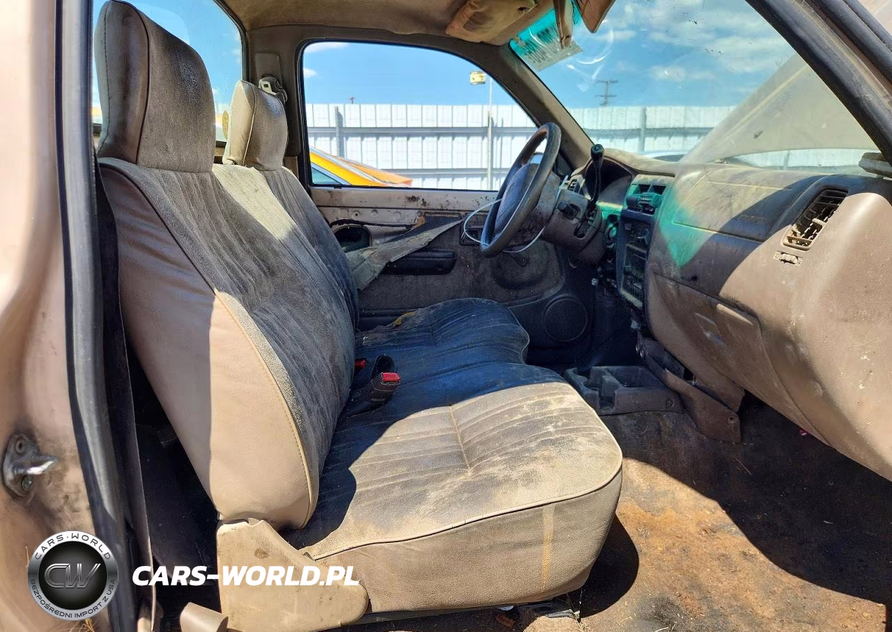 2000 Toyota Tacoma Base VIN:4TANL42N2YZ590749 - 7