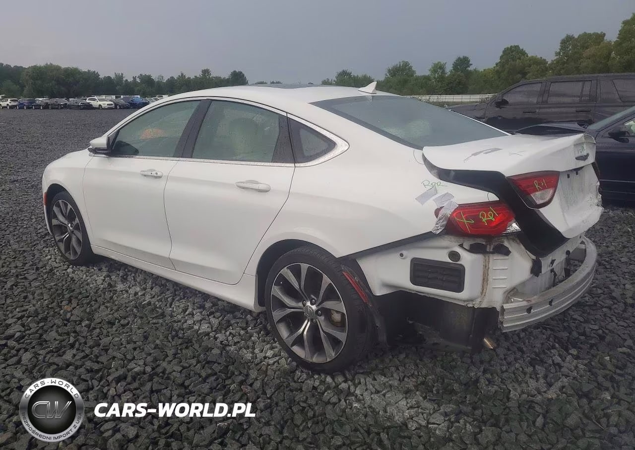 2015 Chrysler 200 C VIN:1C3CCCCB6FN640958 - 2