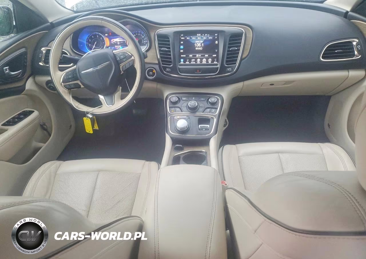 2015 Chrysler 200 C VIN:1C3CCCCB6FN640958 - 8