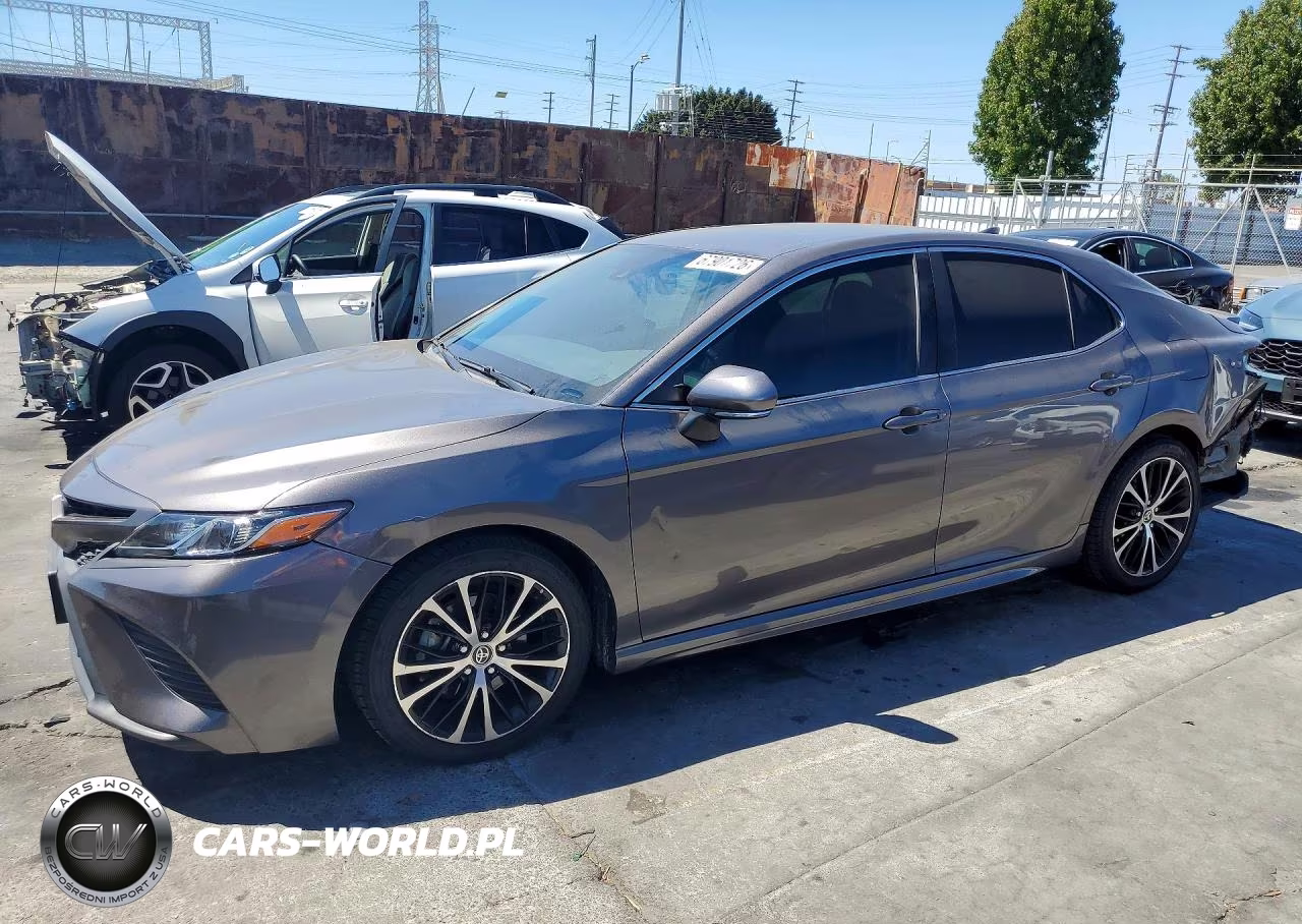 2020 Toyota Camry Se