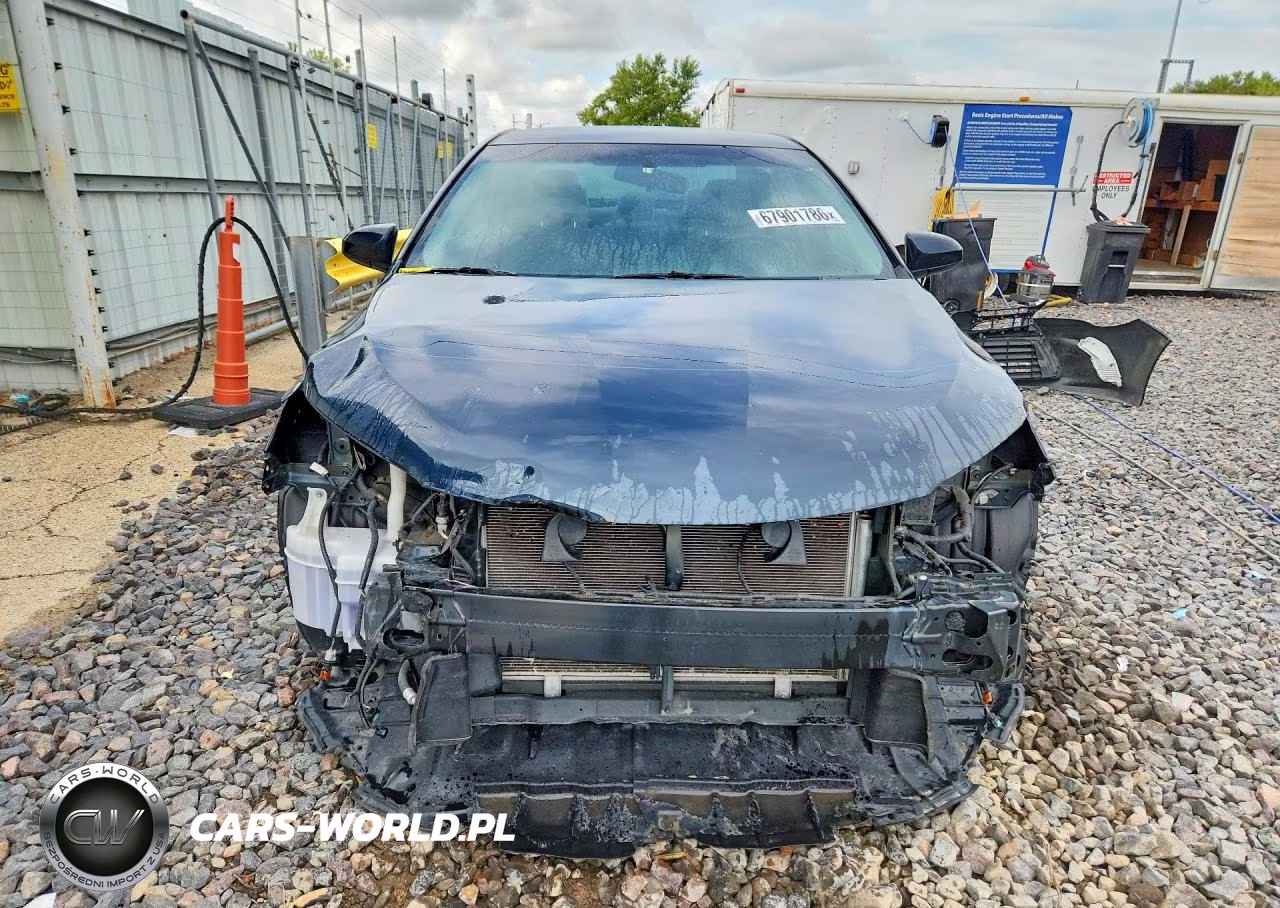 2016 Toyota Camry Le VIN:4T1BF1FK3GU251972 - 5