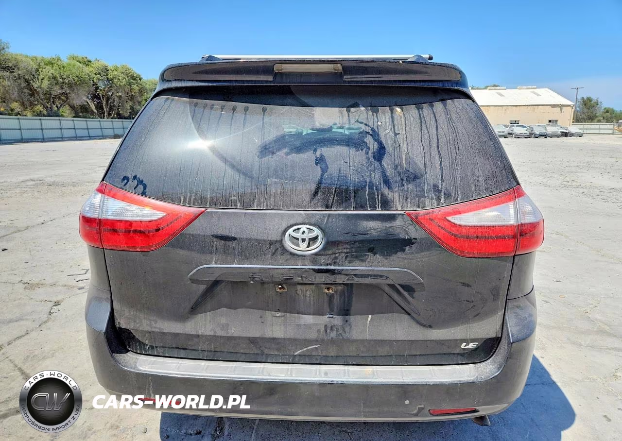 2015 Toyota Sienna Le VIN:5TDKK3DC1FS563217 - 6