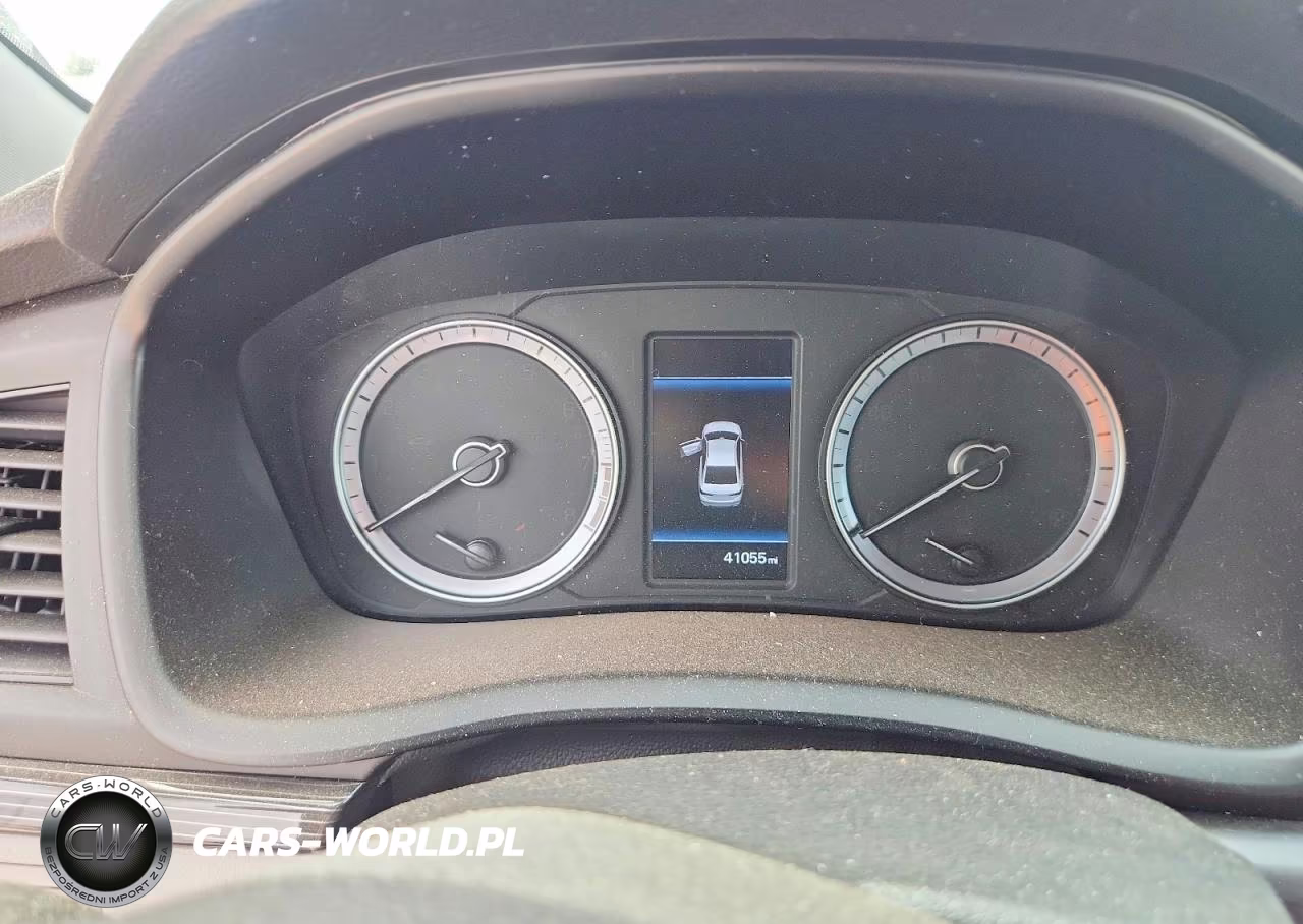 2018 Hyundai Sonata Limited VIN:5NPE34AF4JH654849 - 9