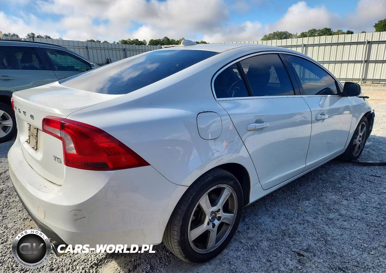2013 Volvo S60 T5 VIN:YV1612FS1D2208100 - 3