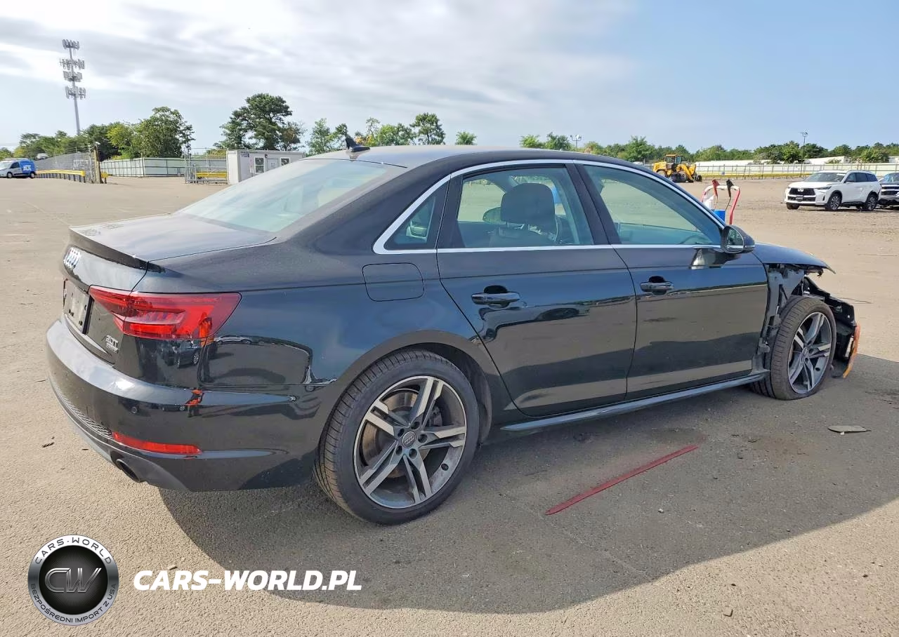 2018 Audi A4 Premium Plus VIN:WAUENAF4XJN008308 - 3