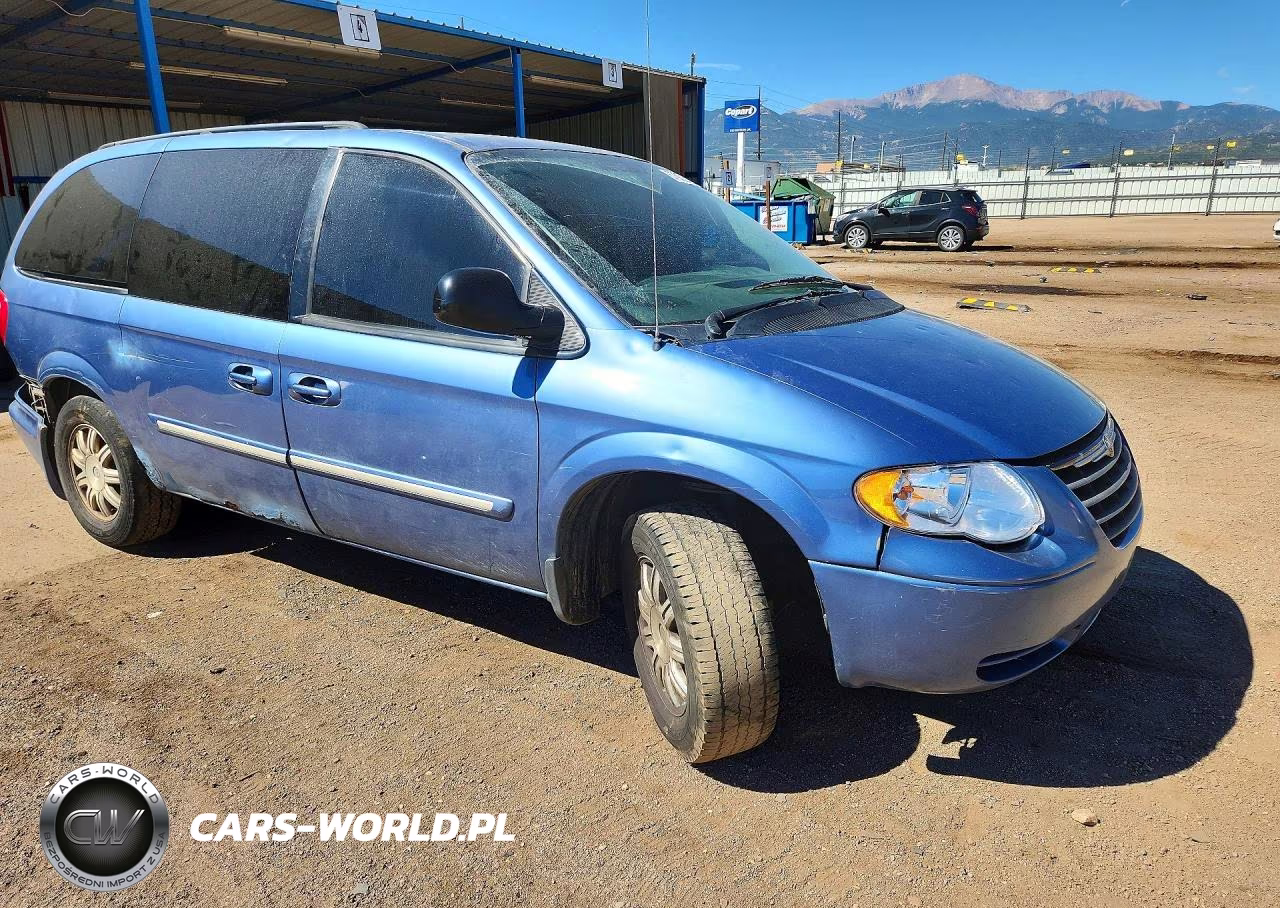 2007 Chrysler Town & Country Touring VIN:2A4GP54L67R360881 - 4