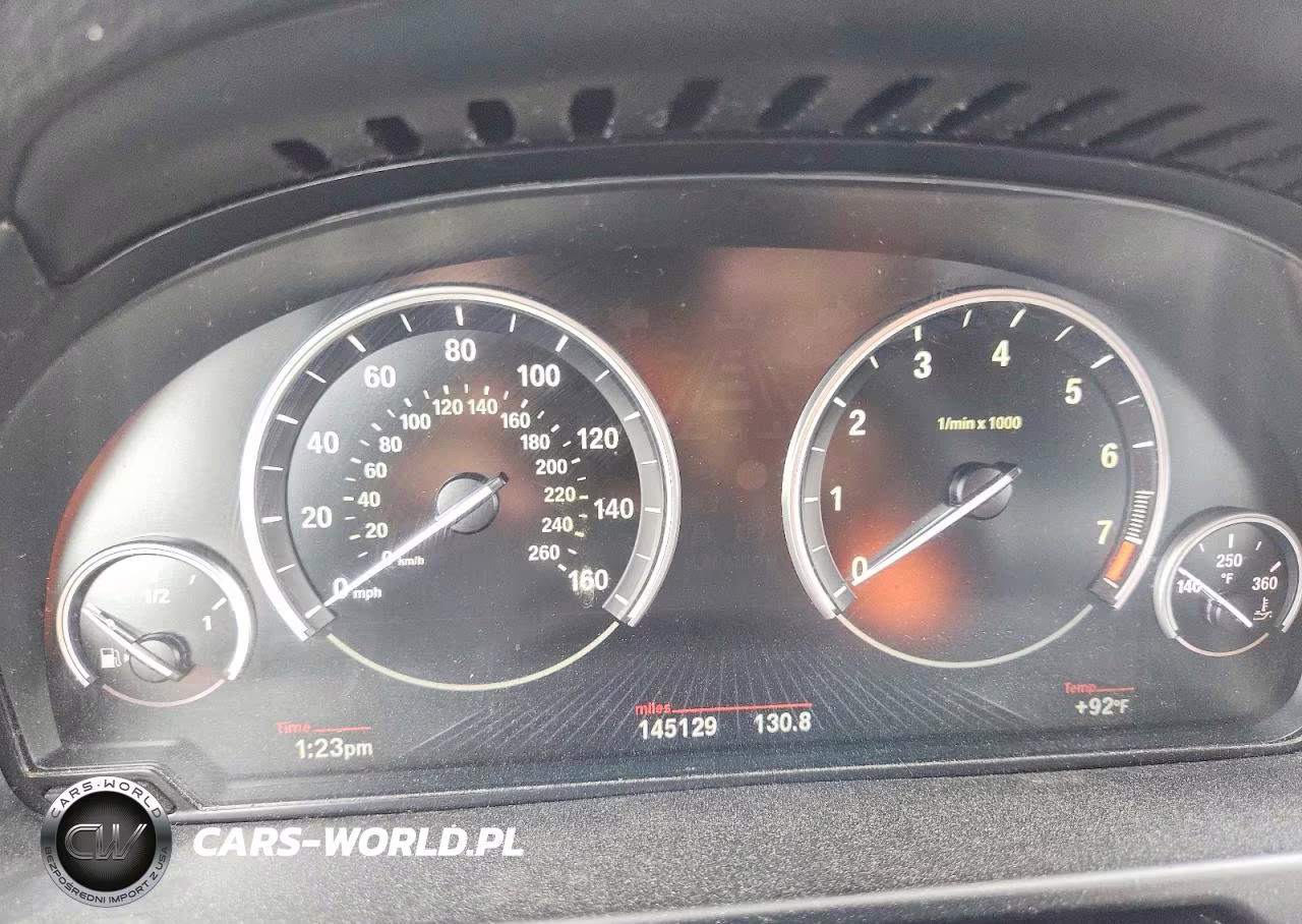 2015 BMW X5 xDrive35I VIN:5UXKR0C54F0P12525 - 9