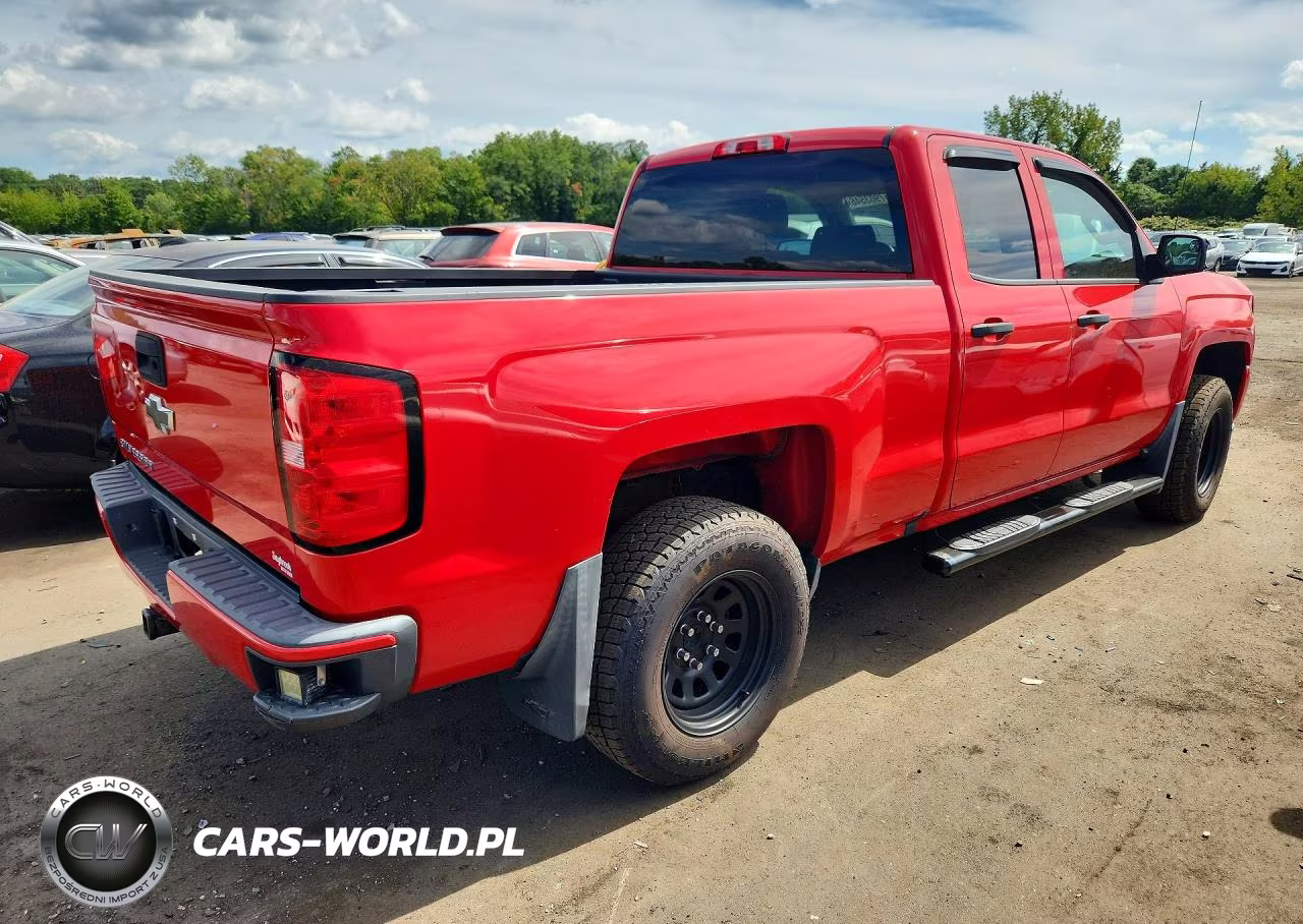 2016 Chevrolet Silverado K1500 Custom VIN:1GCVKPEC2GZ419002 - 3