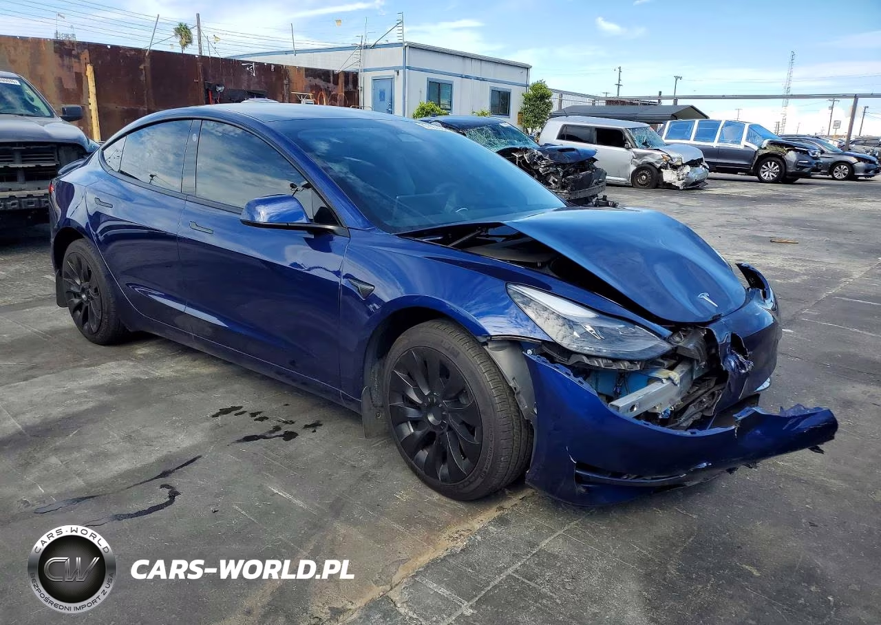 2023 Tesla Model 3 VIN:5YJ3E1EA9PF693412 - 4