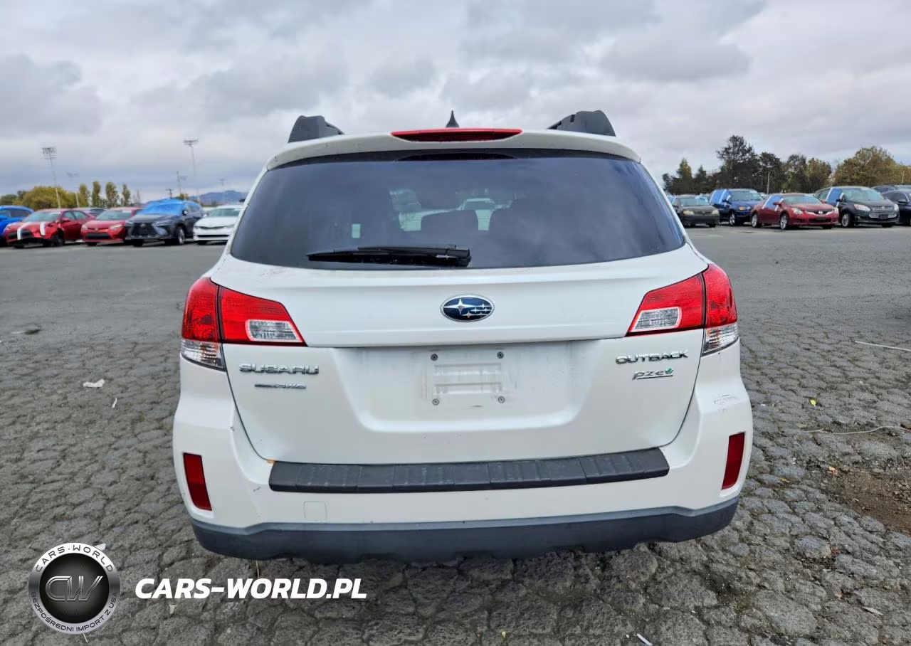 2014 Subaru Outback 2.5I Premium VIN:4S4BRBCC6E3237352 - 6