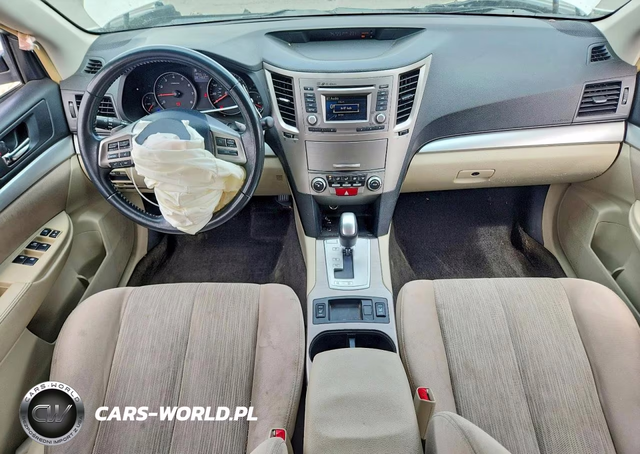 2014 Subaru Outback 2.5I Premium VIN:4S4BRBCC6E3237352 - 8