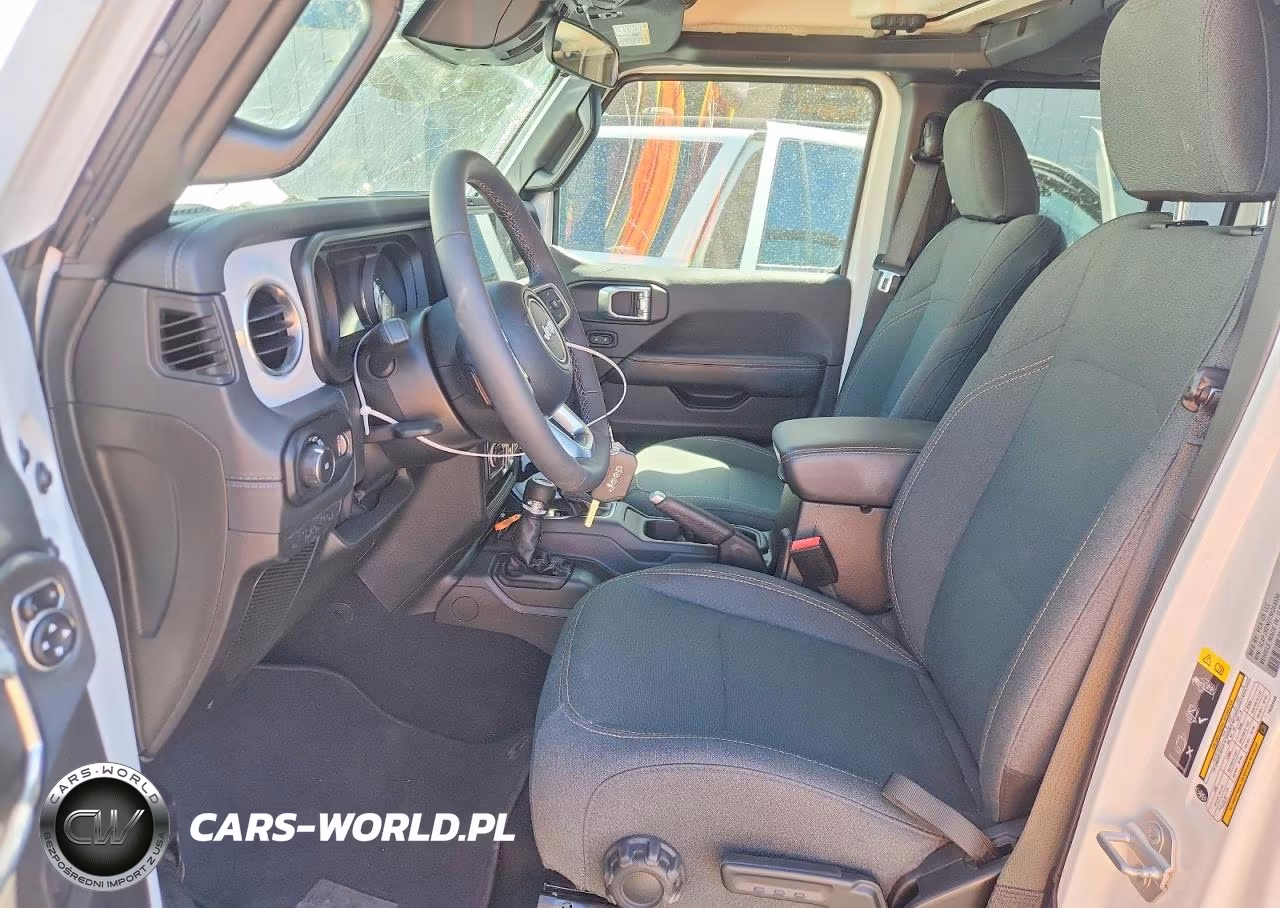 2026 Jeep Wrangler Sahara VIN:1C4PJXEN2TW264430 - 7